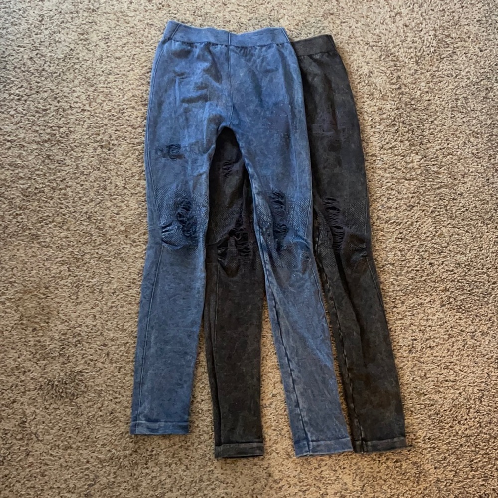 2 holey nikibiki leggings